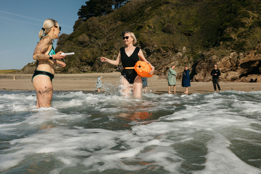 The Strange Things Cold Water Swimming Does To Your Body (And Why People Keep Coming Back)